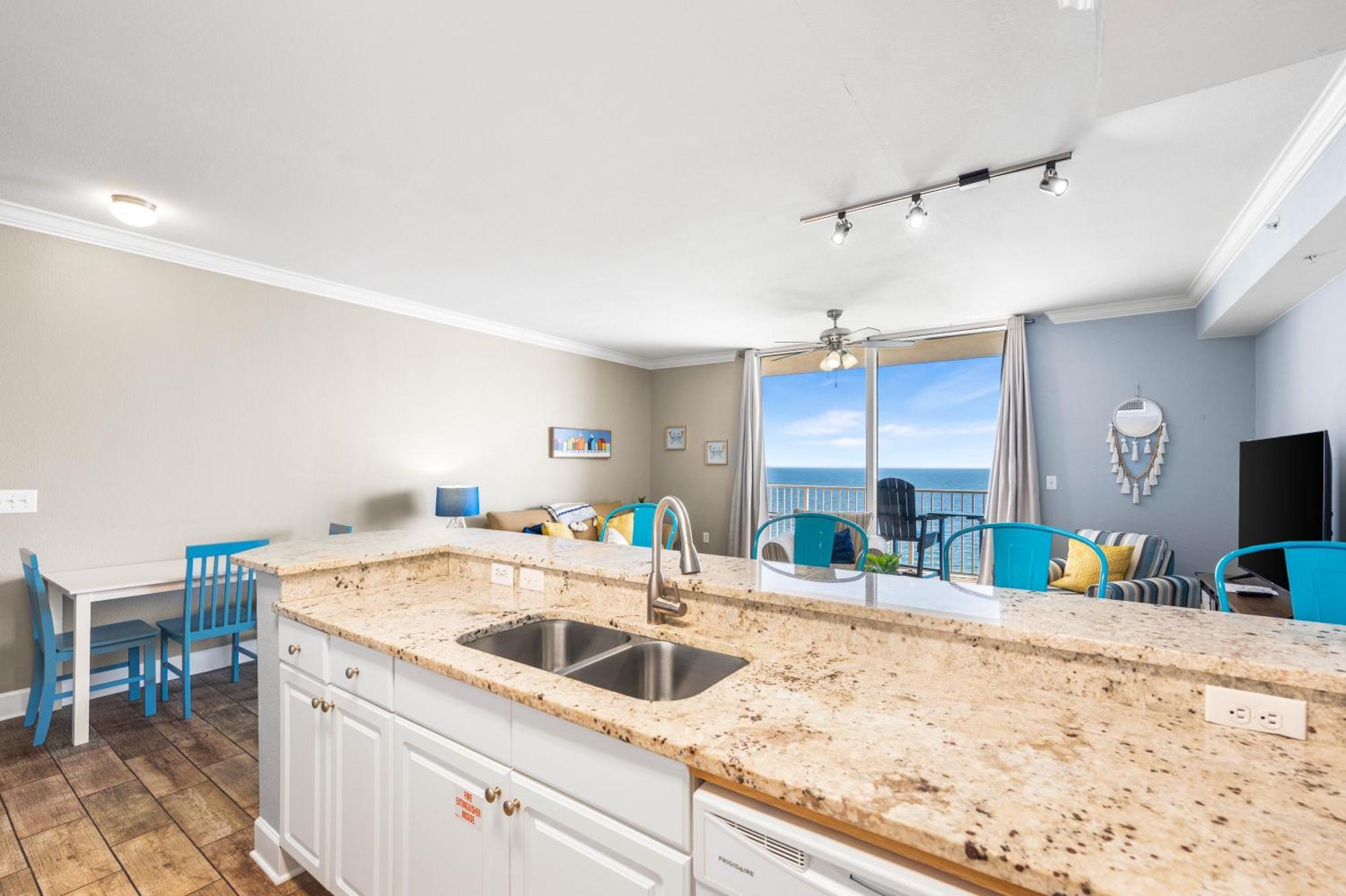 Apartamento Beautiful Front Condo! - Tidewater 1804